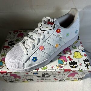 Adidas Superstar Hello Kitty 7y 8.5w. Brand new also size 6.5Y fits 8W